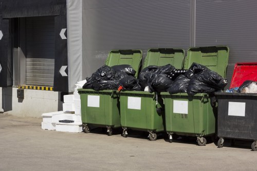 Benefits of hiring a commercial skip